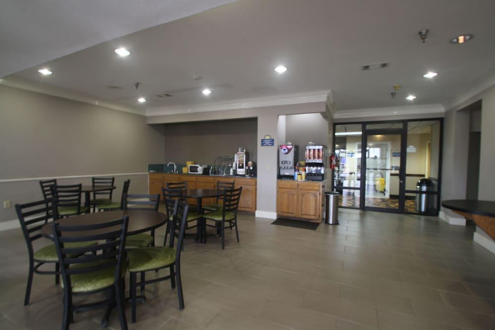 Days Inn by Wyndham Denham Springs-Baton Rouge East Exterior foto